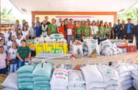 AGRICULTURAL ASSISTANCE. Farmers, fisherfolk and local officials gather during the distribution of agricultural inputs and livelihood support equipment by the Quezon provincial government in Lopez, Quezon, on 18 October 2026. The assistance, facilitated through the Office of the Provincial Agriculturist, aims to support local agricultural production and strengthen rural livelihoods.