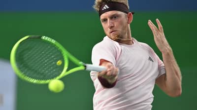 Davidovich Fokina beats rising star Jodar to win Shanghai Masters