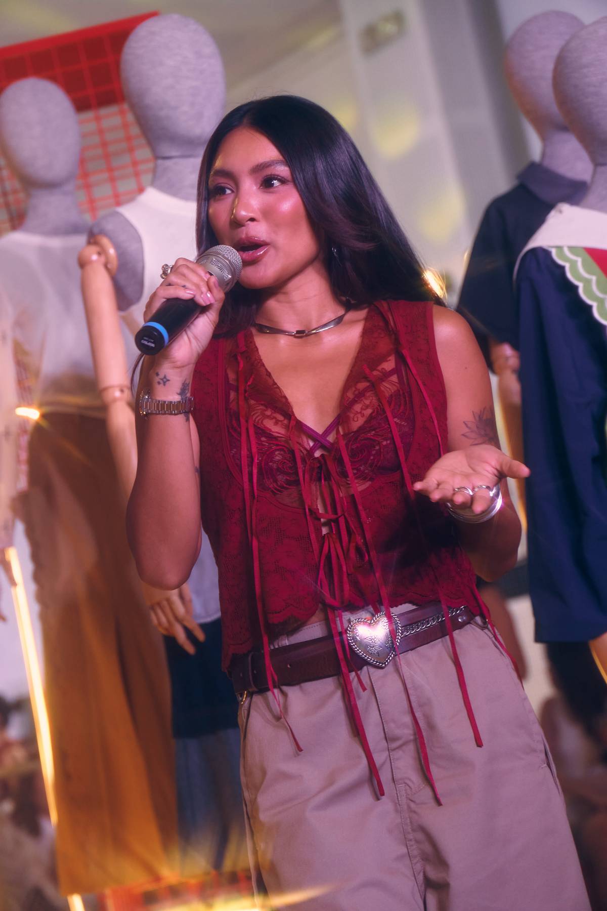 NADINE Lustre