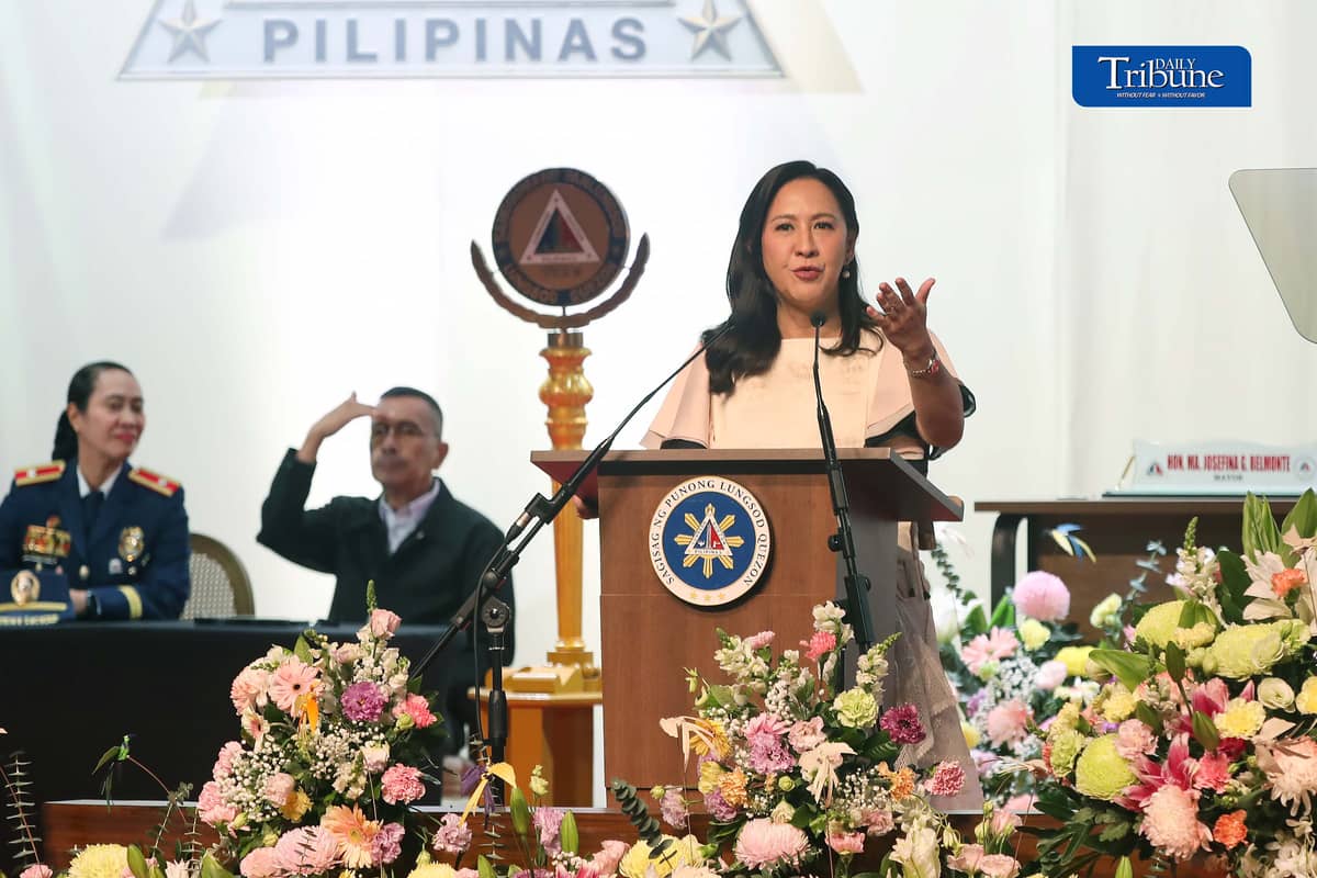 DEBT-FREE QC EYES MAJOR HEALTH CARE EXPANSION
Quezon City Mayor Joy Belmonte delivers her eighth State of the City Address at the Quezon City M.I.C.E. Center on Monday, 19 October, declaring the city debt-free while outlining major health care improvements.
Belmonte reported that all city health facilities are registered under PhilHealth's Yaman ng Kalusugan Program (YAKAP). She also announced plans to establish sundown clinics offering HIV testing across all six districts, complete the rehabilitation of 28 health centers and finish a new Quezon City General Hospital annex by 2027.
Photo by Analy Labor