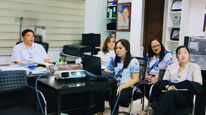 LTO Region 1 reviews employee awards program to improve public service