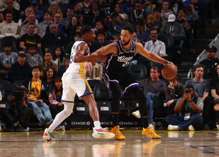 SAN FRANCISCO, CA - OCTOBER 10: Ben Simmons #25 of the Sacramento Kings looks to pass the ball during the game against the Golden State Warriors during a 2026 NBA Preseason game on October 10, 2026 at Chase Center in San Francisco, California.
