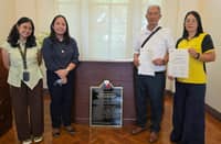 MUNICIPAL leaders from Bontoc, Mountain Province receive the official heritage marker for the Maligcong Rice Terraces from National Commission for Culture and the Arts officials at the Metropolitan Theater in Manila.