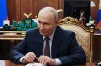 Trump open to meeting Putin, Xi in China