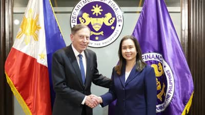Finance Undersecretary Ma. Angela E. Ignacio and KKR Global Institute Partner and Chairman David H. Petraeus