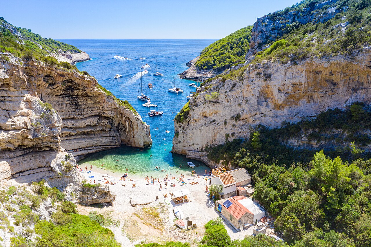 Croatia opens 785 jobs for Filipino workers