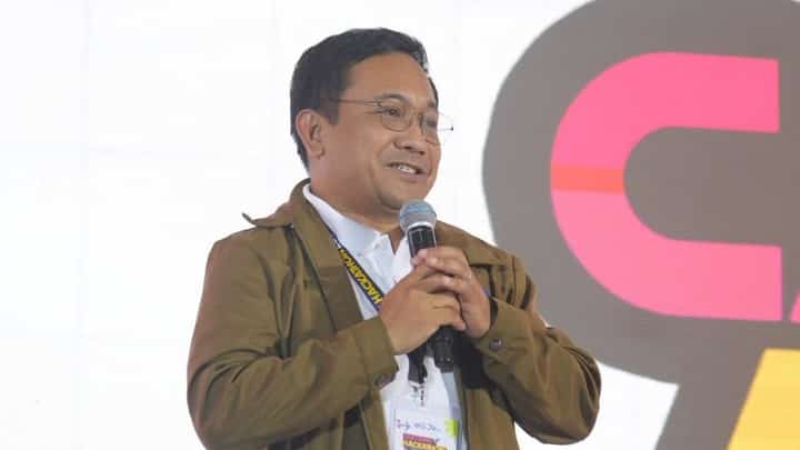 DICT Undersecretary for E-Government David Almirol Jr.