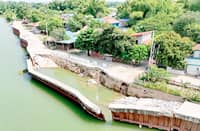 FAILED floodwall A damaged P96-million flood control project in Purok 6, Barangay San Mateo, Arayat, Pampanga, remains untouched on Wednesday, 21 October 2026, despite authorities’ promise to remove its sheet piles. Declared complete in 2024, the project partially collapsed this month after 56 linear meters of sheet piles were found shorter than the required 36 meters.