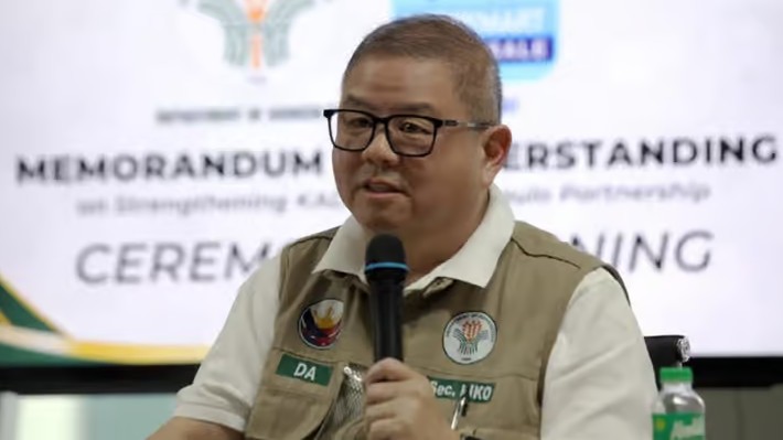 DA chief clarifies farm-to-market road budget insertions