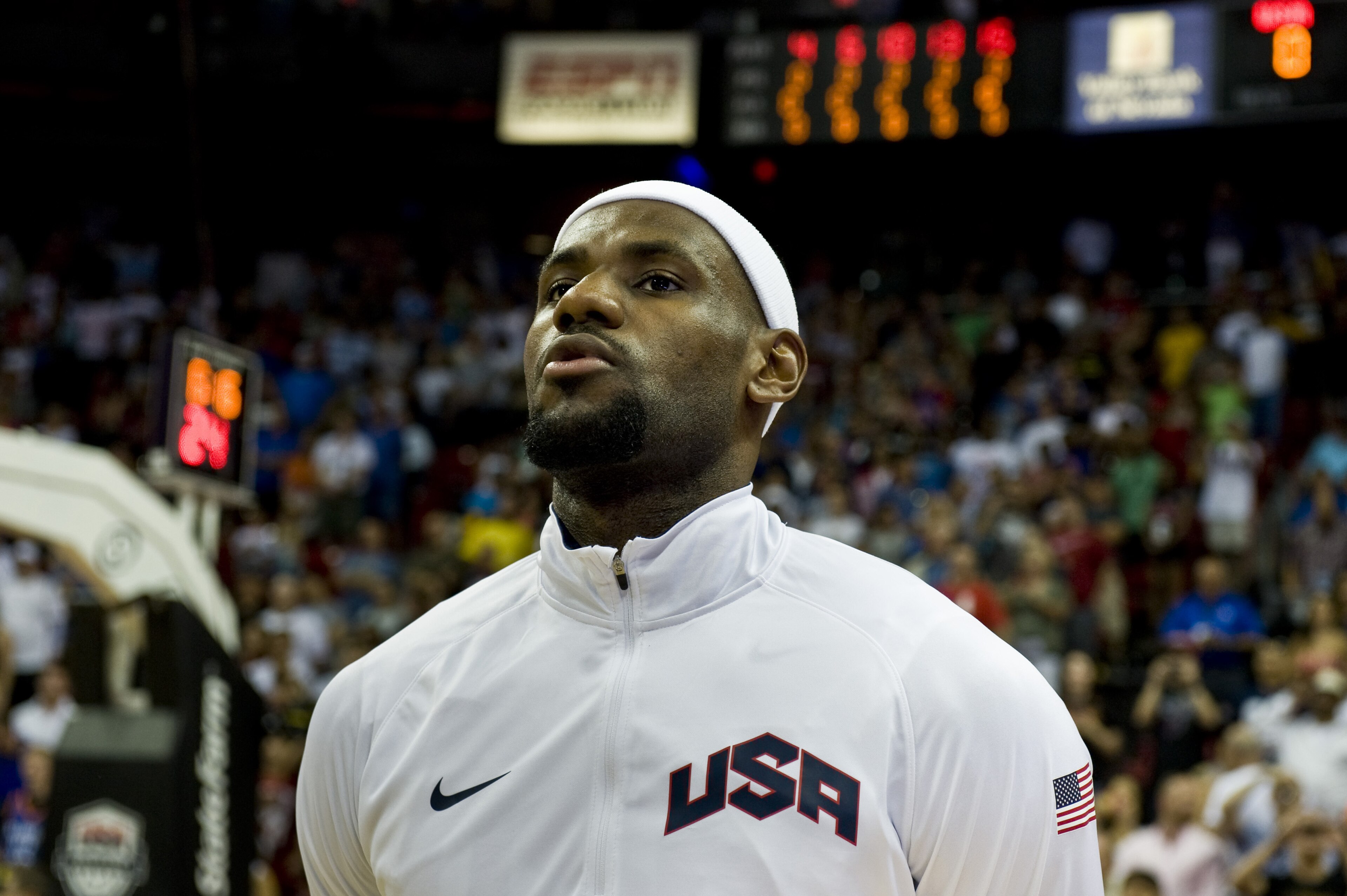 Trump slams NBA's LeBron James for national anthem actions