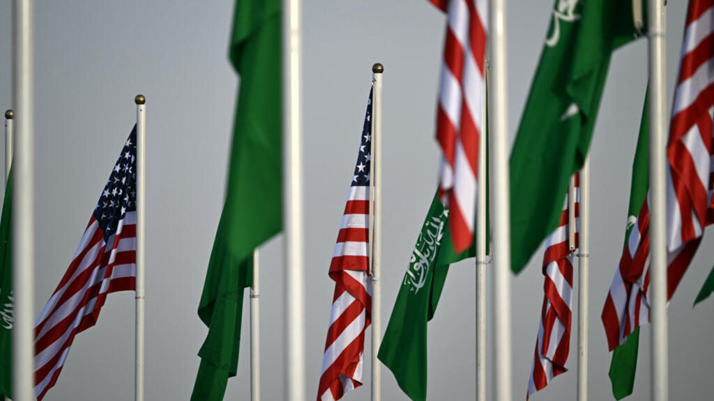 U.S. embassy staff, families ordered to leave Saudi Arabia