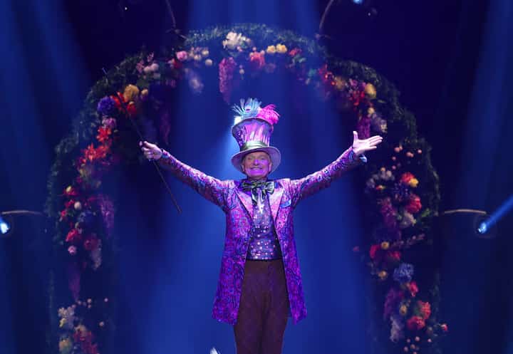 Review: 'Cirque Alice' is a masterpiece of theatrical wonder