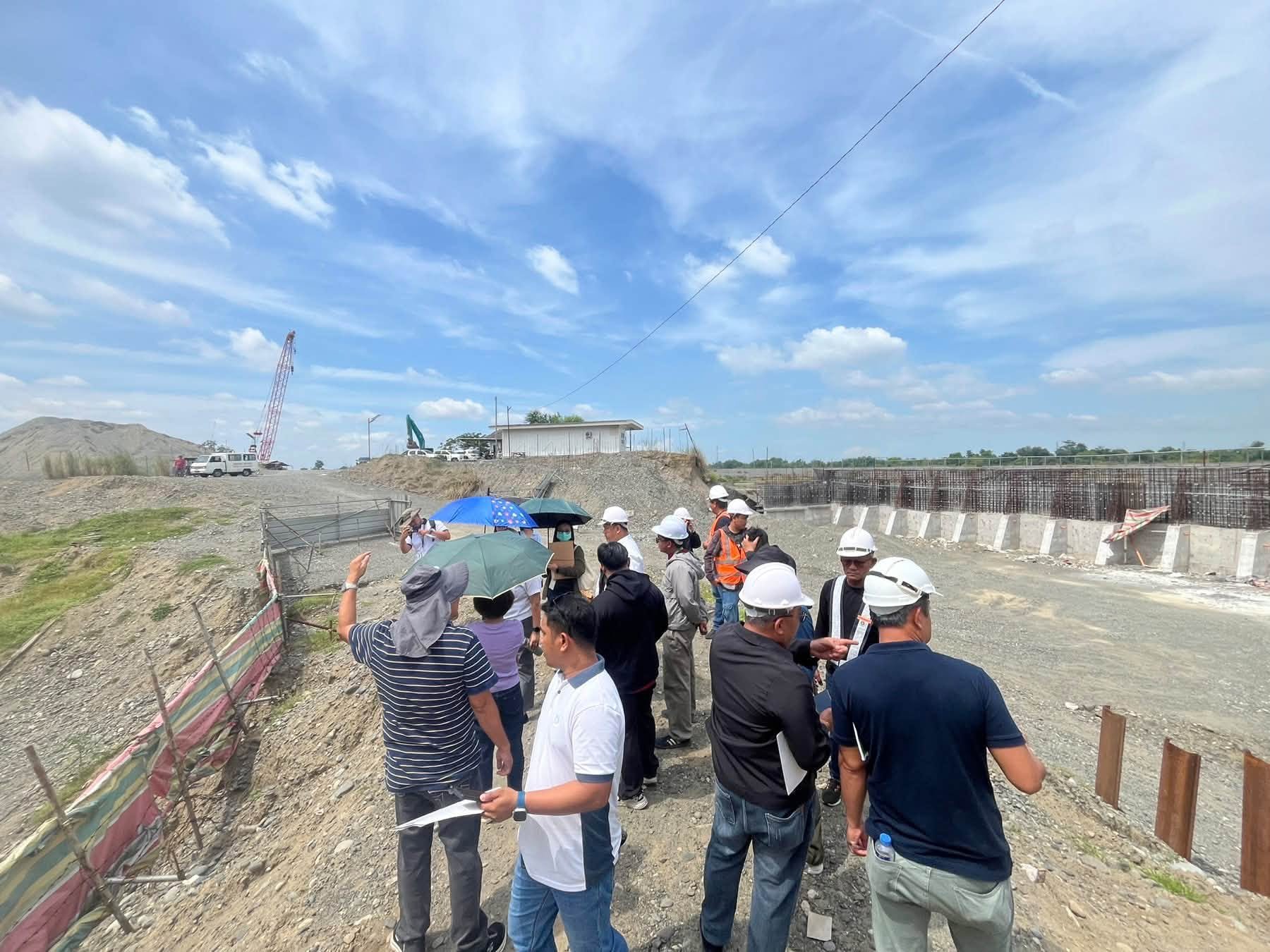 DAR, NIA inspect ongoing Paitan Dam construction