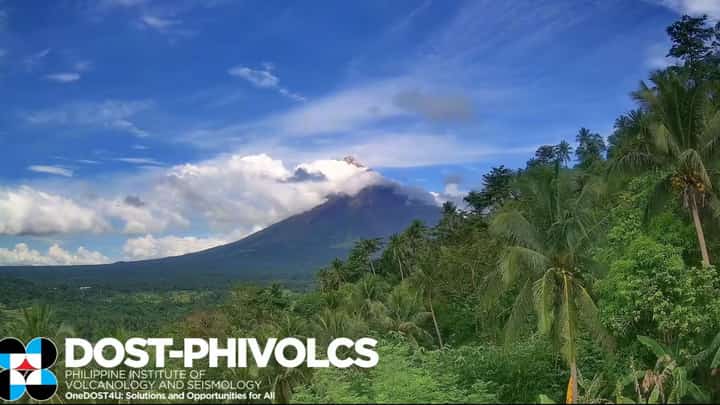 PHIVOLCS-DOST released sped-up camera footage showing an ash emission from Mayon Volcano at 11:05 a.m. on Saturday, 17 October. The volcano sent a grayish to brownish plume about 400 meters above its summit crater.