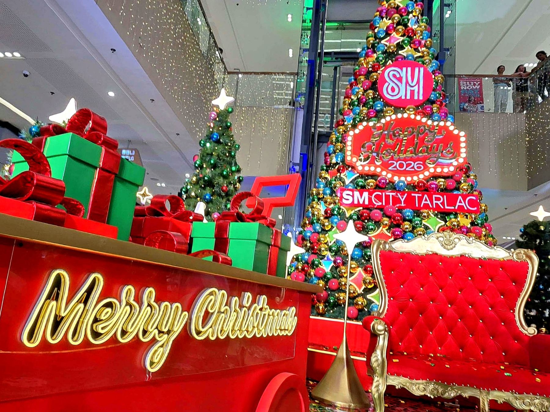 SM City Tarlac welcomes the season with reindeer wanders and starlit pines Christmas