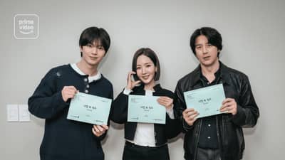 YOOK Sung-jae, Park Min-young and Go Soo.