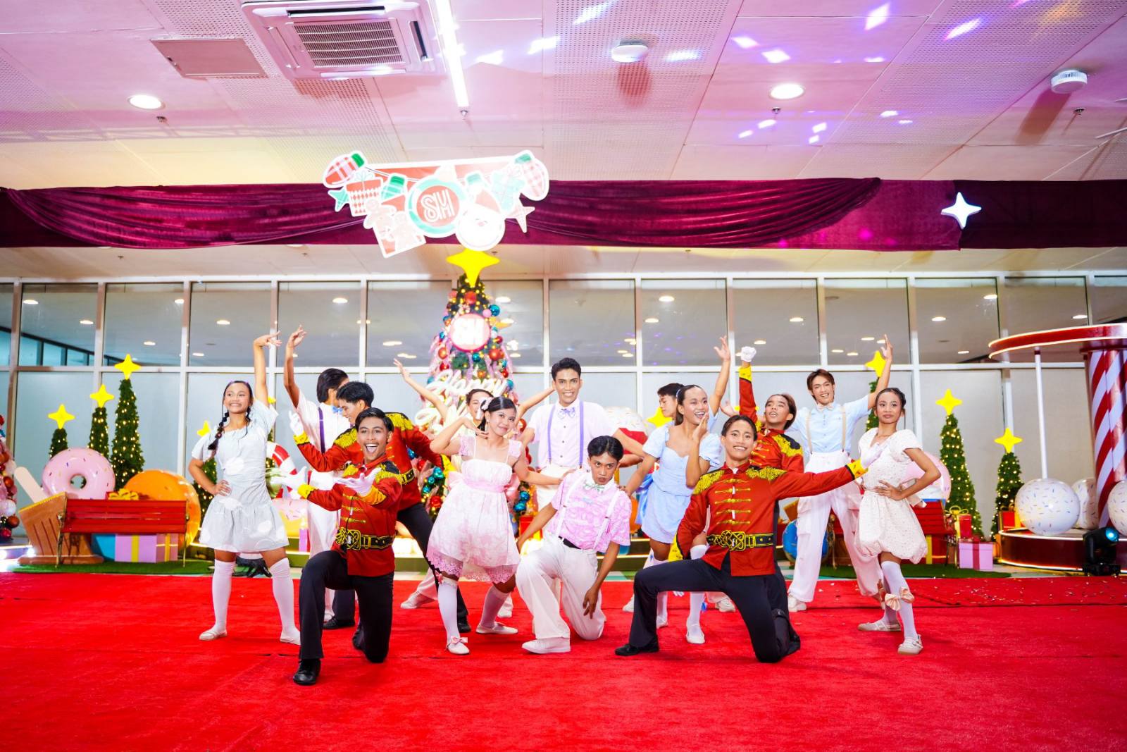 SM City Cauayan launches Sweet Wonders of Christmas