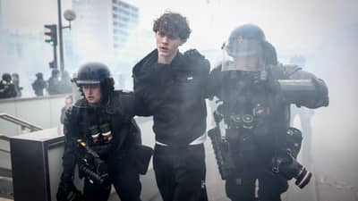 Fresh clashes rock France as protesters march on