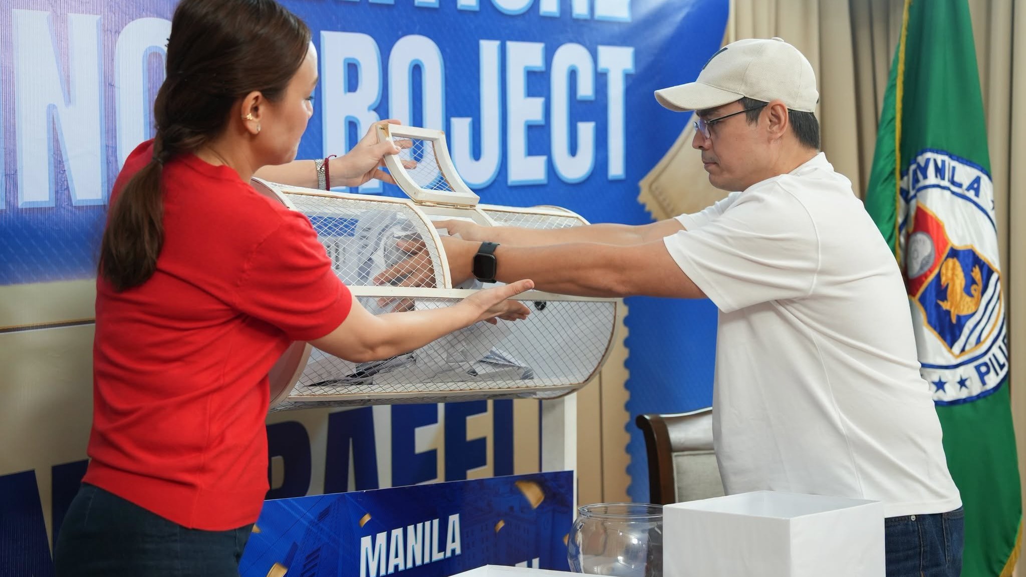 ‘Yorme’ marks 52nd birthday with Manila housing unit raffle