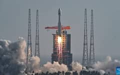 China rocket rains unwanted gifts on Phl
