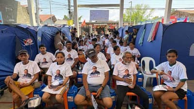 Mga biktima ng sunog sa Zamboanga City, tinulungan ni Sen. Bong Go