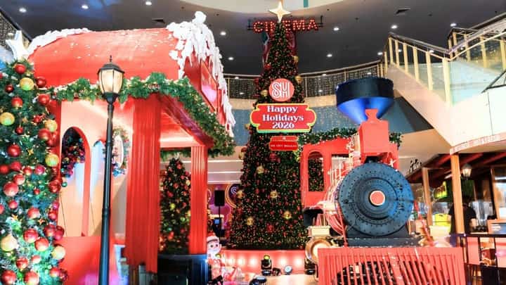 SM City Rosales welcomes Christmas holiday display