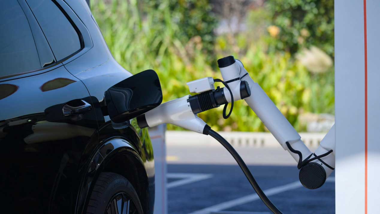 Geely unveils AI-powered charging