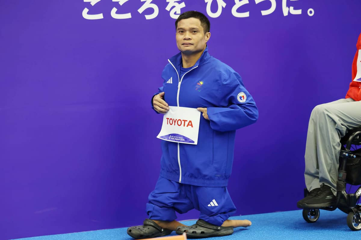 ERNIE Gawilan draws inspiration from his family in winning a gold medal in the men’s 400-meter freestyle S7 event of the 5th Asian Para Games in Nagoya last week.