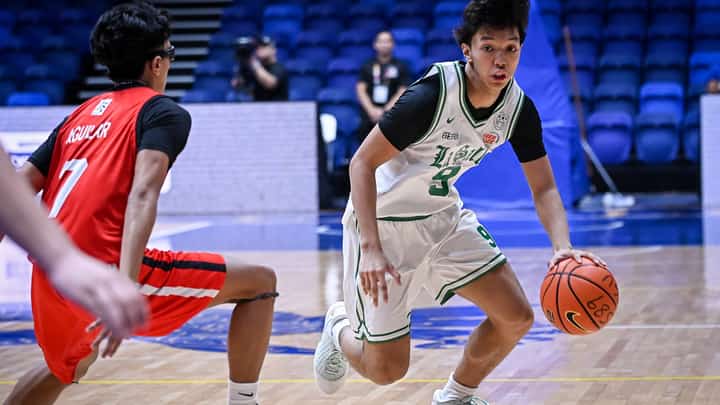 RYE Villaruz catches fire, dropping 29 points to lead the DLSZ Junior Archers to an 89-80 win over the UE Junior Red Warriors in Season 89 UAAP high school boys’ U16 basketball tournament on Sunday.