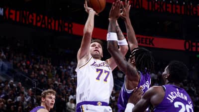 Doncic fires 52 as Lakers whip Jazz