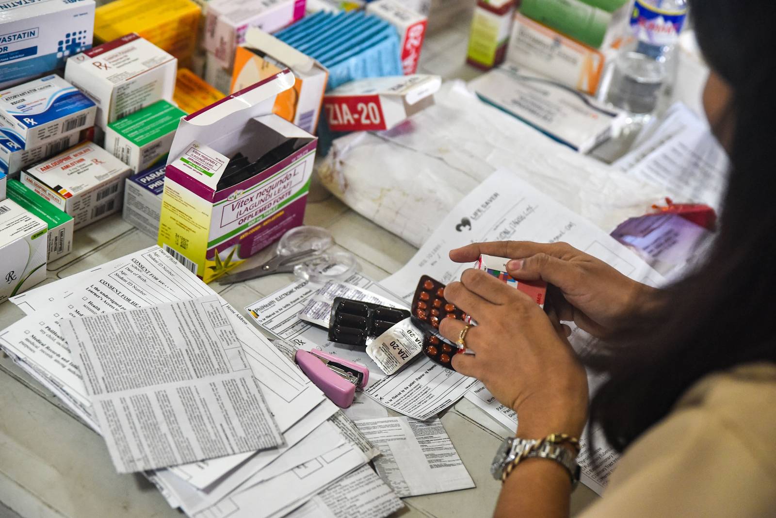 Members of the media and their relatives receive medical services during a medical mission organized by the National Press Club of the Philippines (NPC), in partnership with the Department of Health (DOH) and Lifesaver, in Intramuros, Manila, on October 26.

The medical mission coincides with the NPC’s 74th founding anniversary. | Zedrich Xylak Madrid