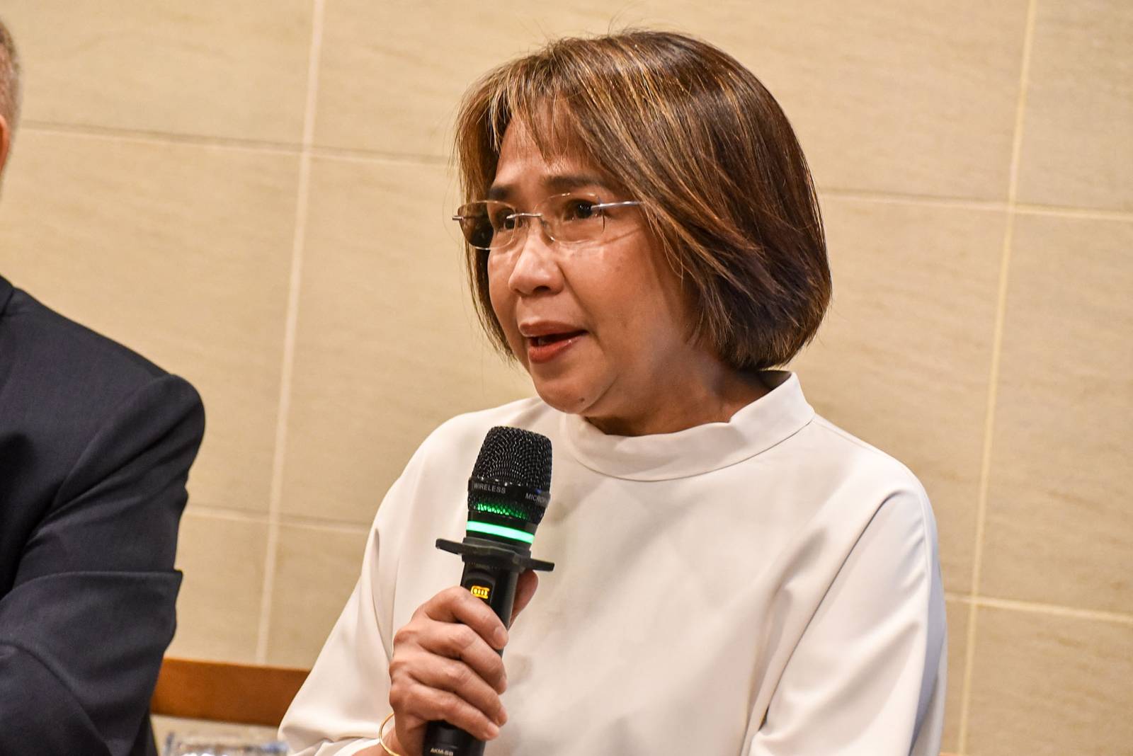 A group of doctors calls on the Professional Regulation Commission (PRC) to investigate Dr. Anthony 'Tony' Leachon over alleged violations of professional ethics stemming from his public statements on the 2017 Dengvaxia vaccine controversy during a press conference in Intramuros, Manila, on October 26.

The group urged the commission to conduct a fair and impartial review based on scientific evidence and documented facts. l Zedrich Xylak Madrid