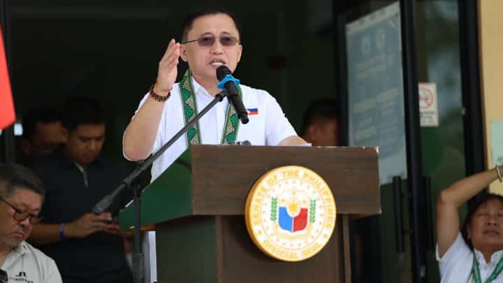 Go backs new Super Health Center in Davao Oriental