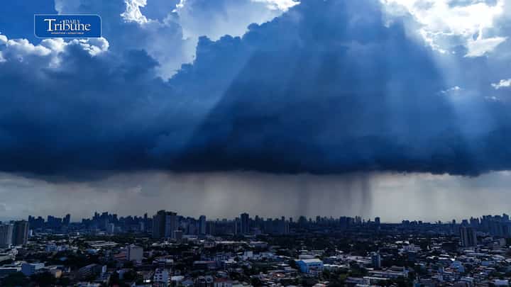 (October 27 2026) Dark clouds hovered some parts of Metro Manila as seen from Quezon City, on Tuesday October 27 2026, The Philippine Atmospheric, Geophysical and Astronomical Services Administration (PAGASA) weather bureau said on Tuesday that the northeast monsoon or “amihan” season could officially enter early next week, and brings cooler temperatures, stronger winds, and occasional rains. Photo/Analy Labor
