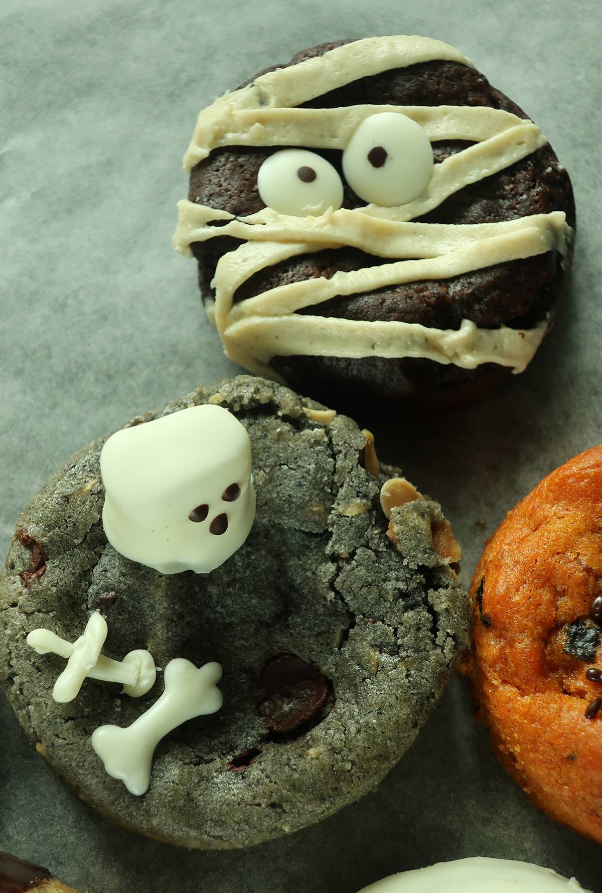 ‘BALBAL’ and ‘Amaranhig’ cookies from Masa Madre,