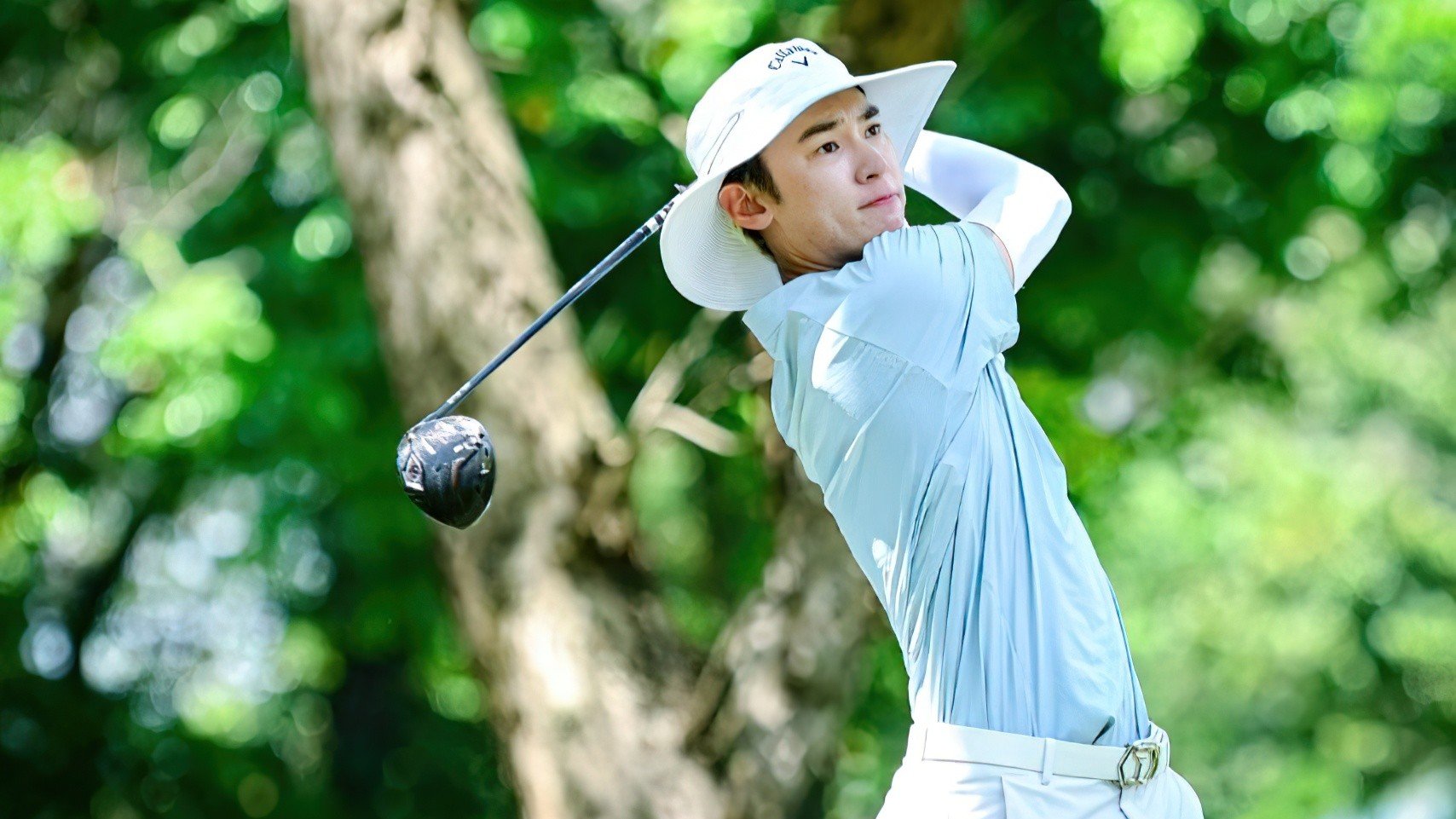 Shin pulls away at Apo