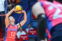 JIA Morado-de Guzman’s playmaking will be crucial as Creamline defends its unblemished record against Capital1 in the PVL Season 10 All-Filipino Conference Siklab series.