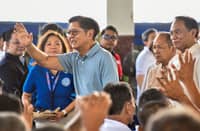 Expert: Weak peso mirrors eroded trust
