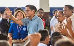 Expert: Weak peso mirrors eroded trust