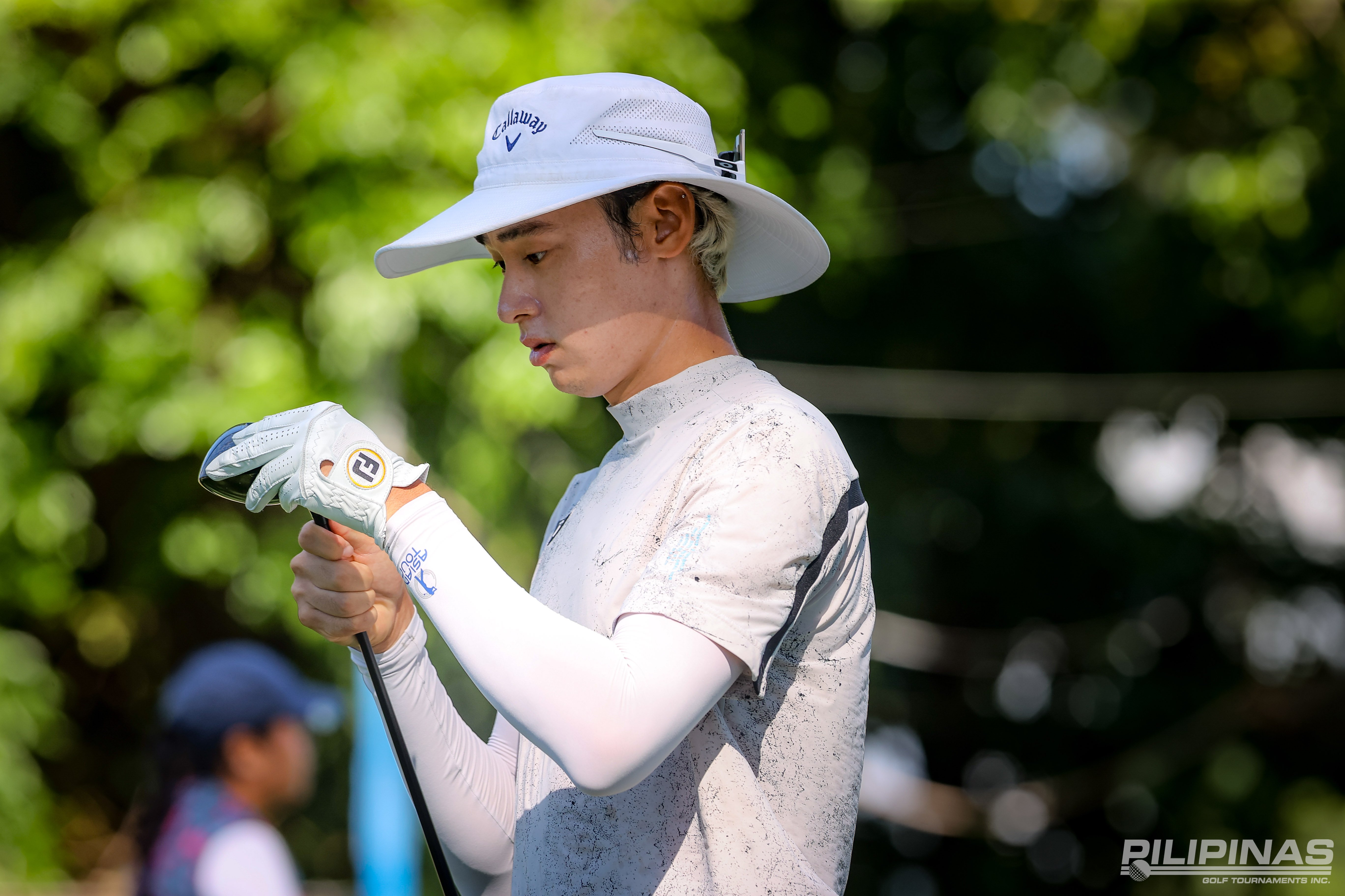 Shin storms 7 shots clear at Apo Classic
