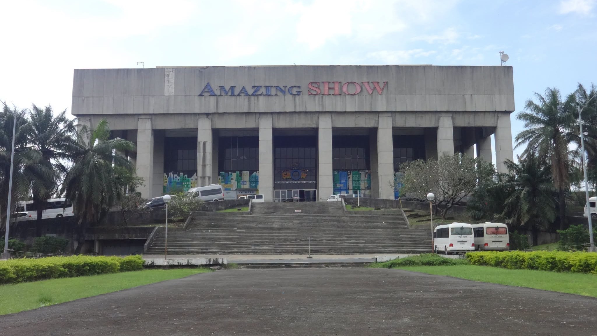 MANILA FILM CENTER: Ghosts HAUNT the ‘Parthenon’ by the bay?