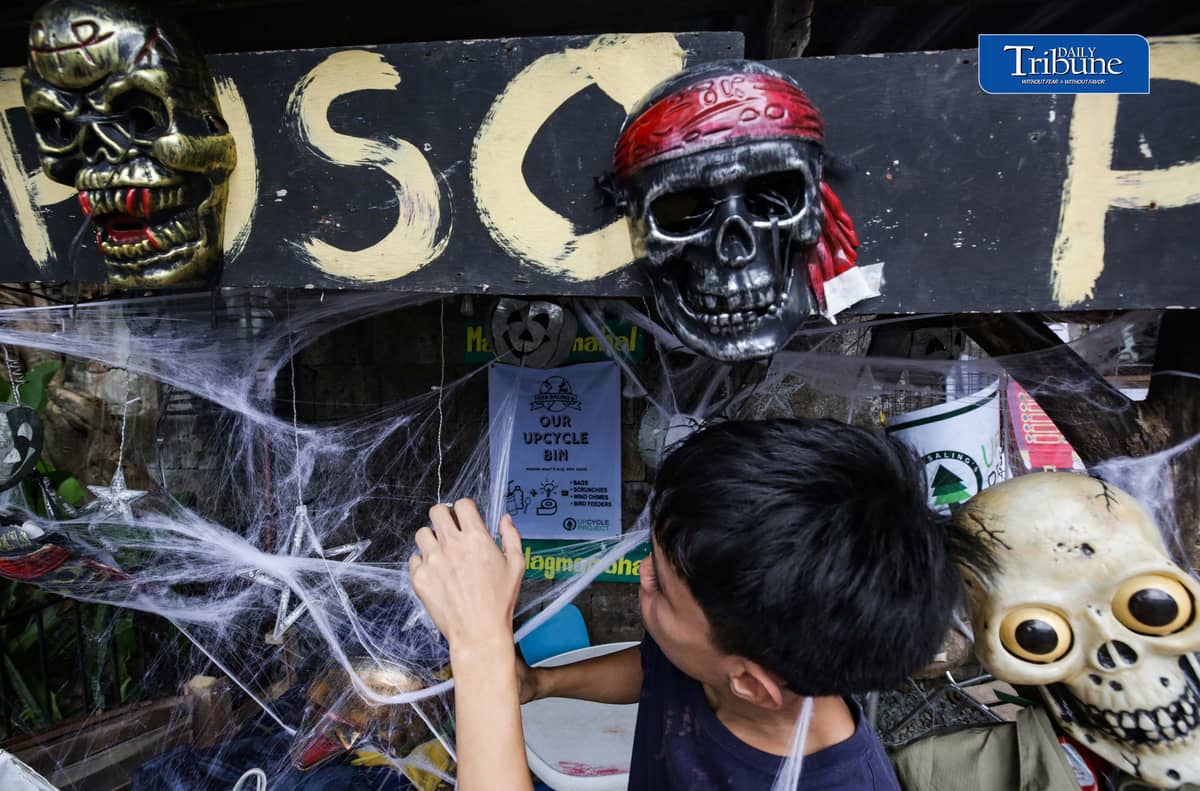 (October 29 2026) Halloween decorations displayed outside the establishment of the PURO PUSO Project in Quezon City on Thursday, October 29, 2026, in preparation for a Filipino traditional Undas observances.. The initiative aims to bring festive cheer to the neighborhood while supporting families and children in need. Photo/Analy Labor
