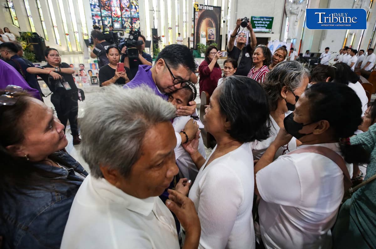 (October 29 2026) Families began visiting their departed loved ones ahead of All Souls’ Day at St. Peter Parish: Shrine of Leaders Columbarium in Quezon City on Thursday, October 29, 2026. Photo/Analy Labor
(October 29 2026) Families of EJK victims of former President Rodrigo Duterte's drug war observe All Soul's Day, through a mass with the theme Paghilom with Fr. Flaviano L. Villanueva, SVD, on Thursday, October 29, 2026 at Divine Word Shrine, Christ the King Mission Seminary, in Quezon City. Photo/Analy Labor