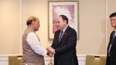 Philippines, India seek stronger maritime security, defense ties
