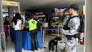 PCG conducts K9 security checks at Batangas terminal