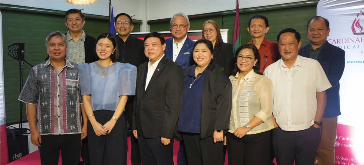 BOTTOM: Carlo L. Vistan, UP Diliman Chancellor; Hon. Beverly Lorraine C. Ho, PhilHealth Acting President & CEO; Hon. Edwin M. Mercado, DOH Secretary; Hon. Margarita M. Gutierrez, FDA Director General; Dr. Shirley C. Agrup, CHED Chairperson; Atty. Angelo A. Jimenez, UP President
Top: Leo D. Cubillan, Executive Director UP-BGC; Joselito G. Florendo, VP for Planning and Finance; Peter A. Sy, VP for Digital Transformation; Dr. Raul Destura, UPM-NIH