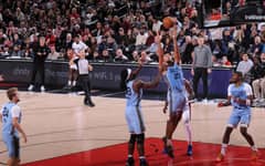 Boozer tows Grizzlies past Blazers