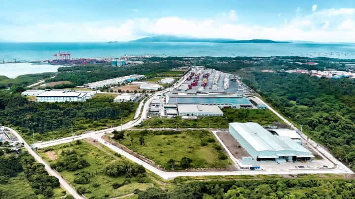 ANFLO Industrial Estate in Panabo City, Davao del Norte, is a PEZA-registered industrial hub supporting Mindanao’s trade and investment growth, backed by strategic connectivity and the region’s rich agricultural resources.