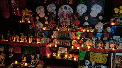 Mexico brings Día de Muertos tradition to Makati