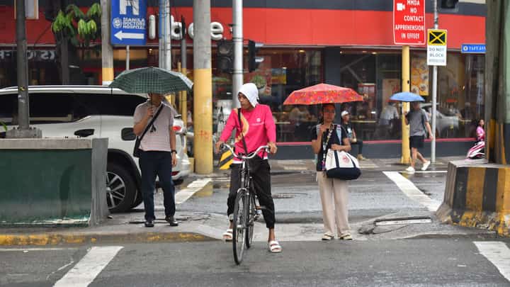 Light drizzle in Manila